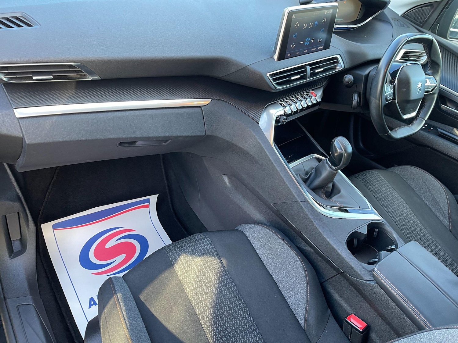 Used Peugeot 3008 2018 for sale - 77358924: Photo 35