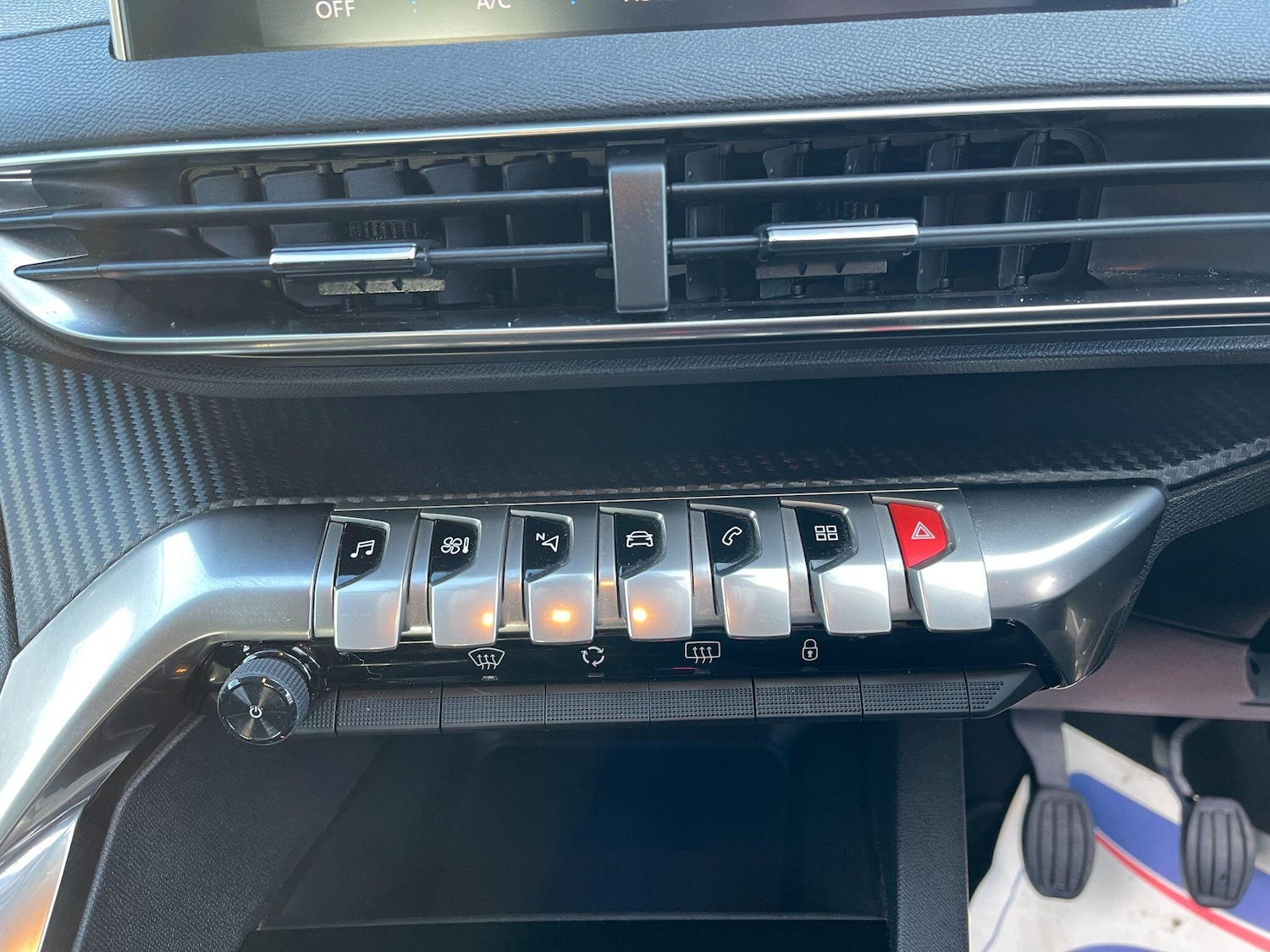 Used Peugeot 3008 2018 for sale - 77358924: Photo 41