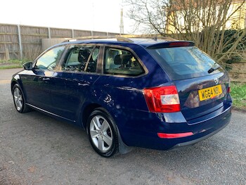 Used Skoda Octavia 2014 for sale - 76084479: Photo