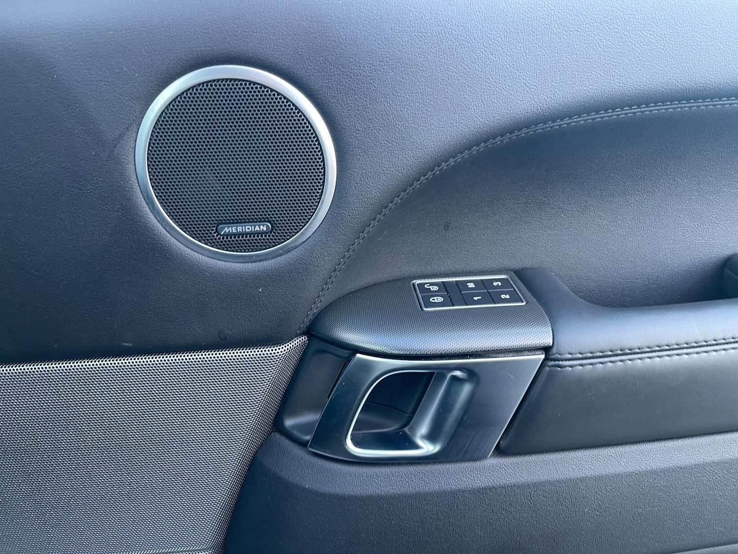 Used Land Rover Range Rover Sport 2018 for sale - 76597270: Photo 18