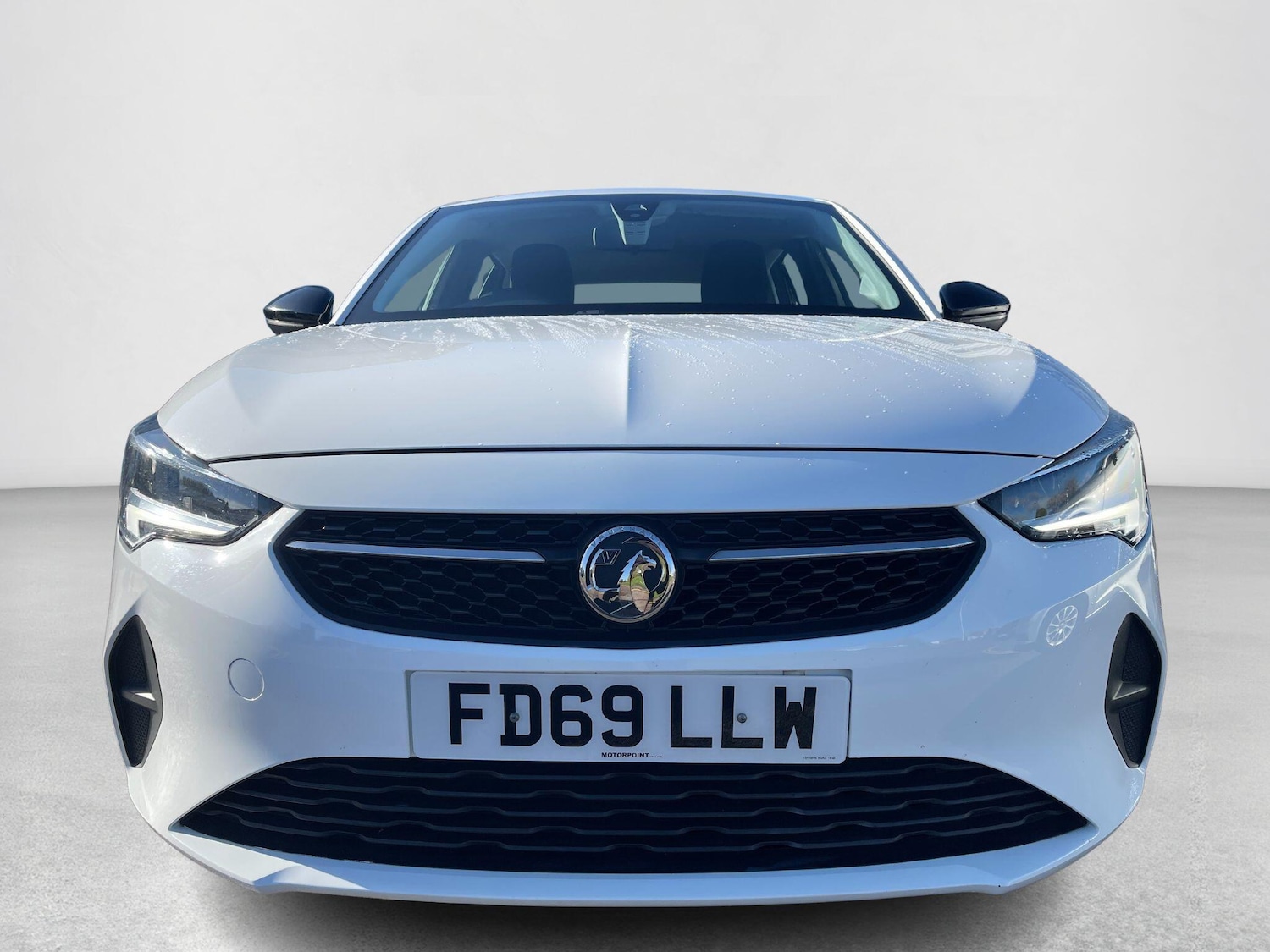 Used Vauxhall Corsa 2019 for sale - 76370849: Photo 2