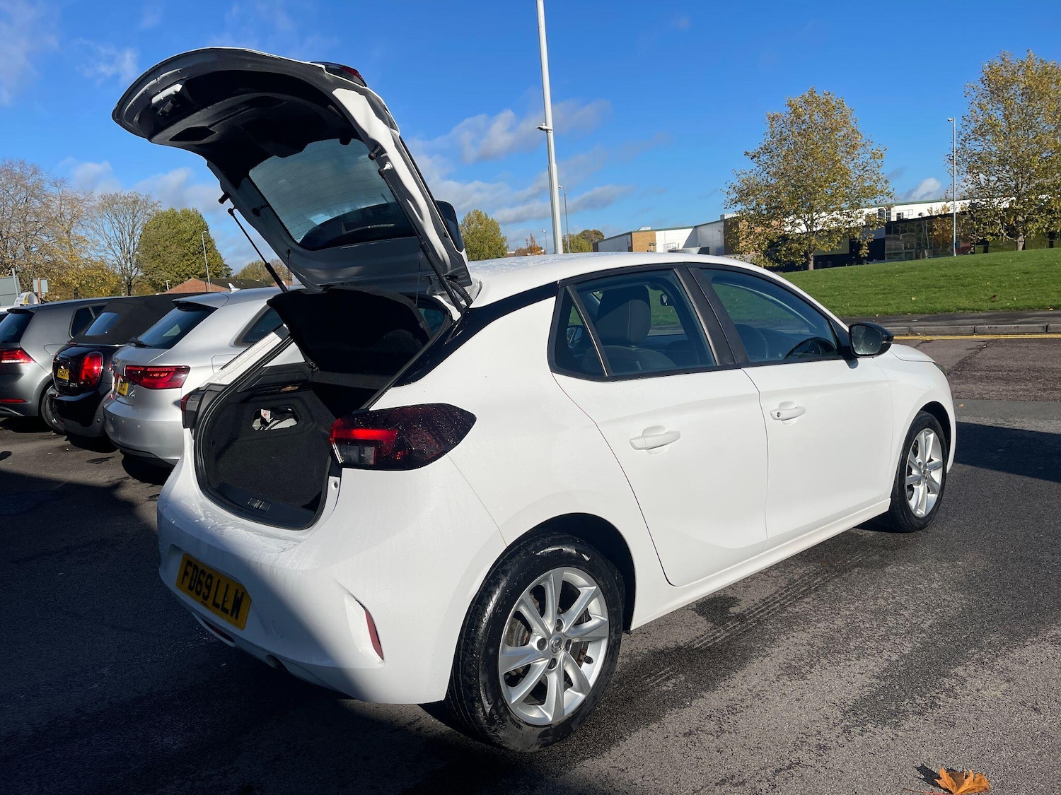 Used Vauxhall Corsa 2019 for sale - 76370849: Photo 24
