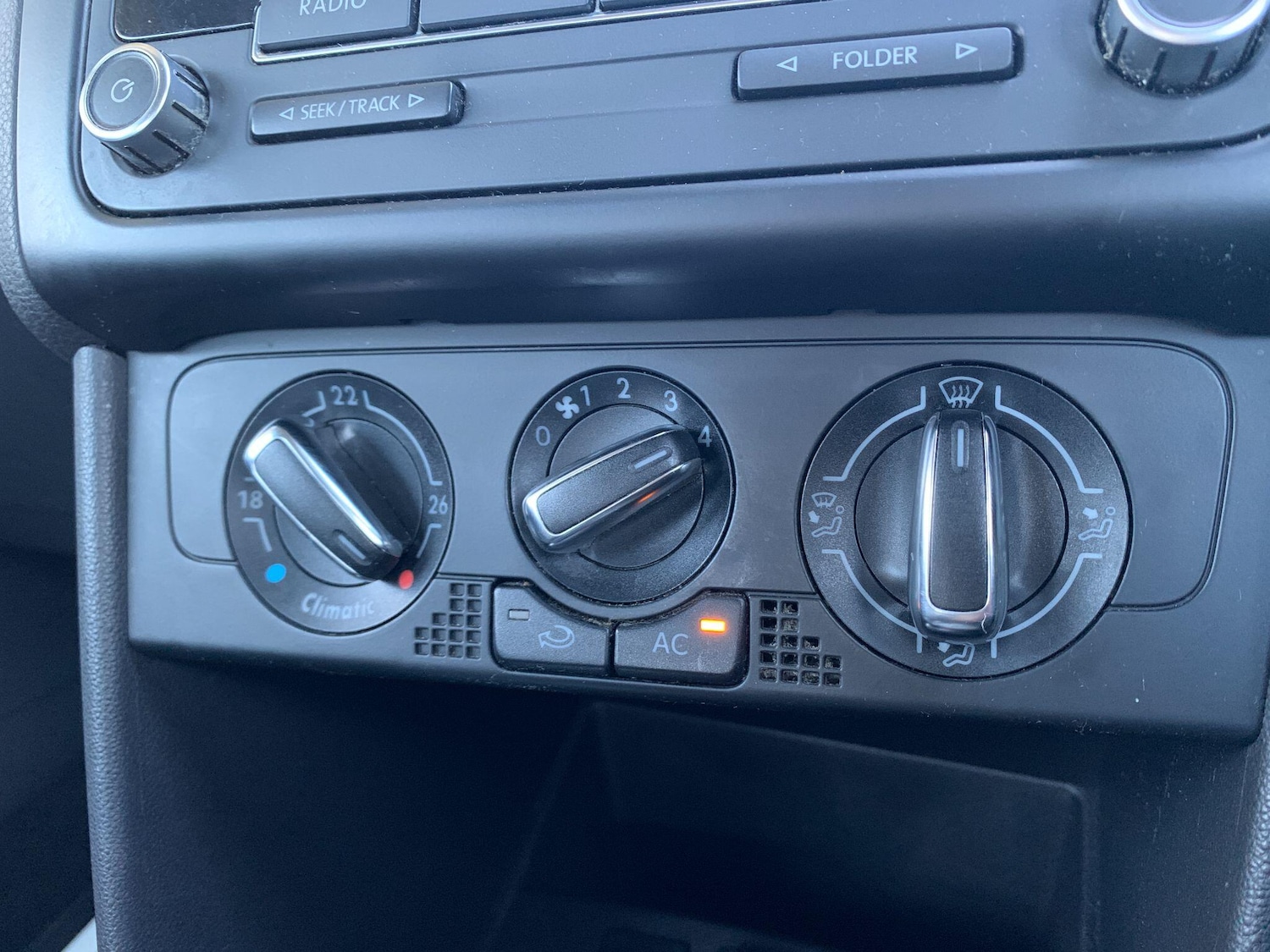 Used Volkswagen Polo 2010 for sale - 76214513: Photo 10