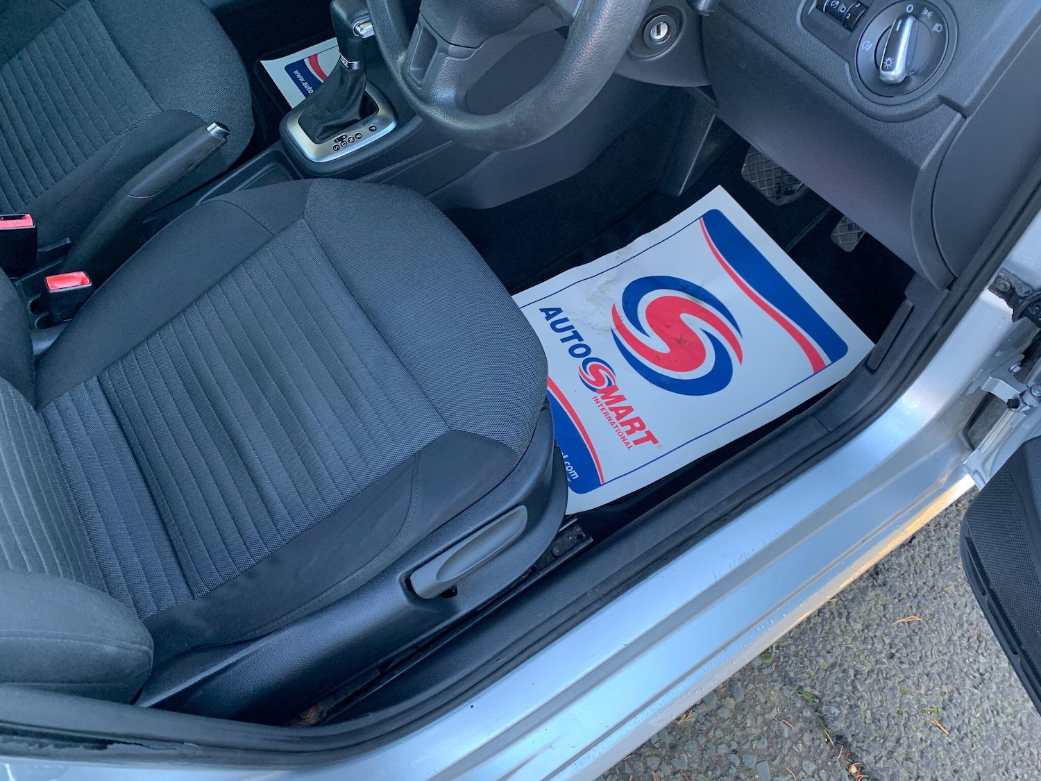 Used Volkswagen Polo 2010 for sale - 76214513: Photo 14