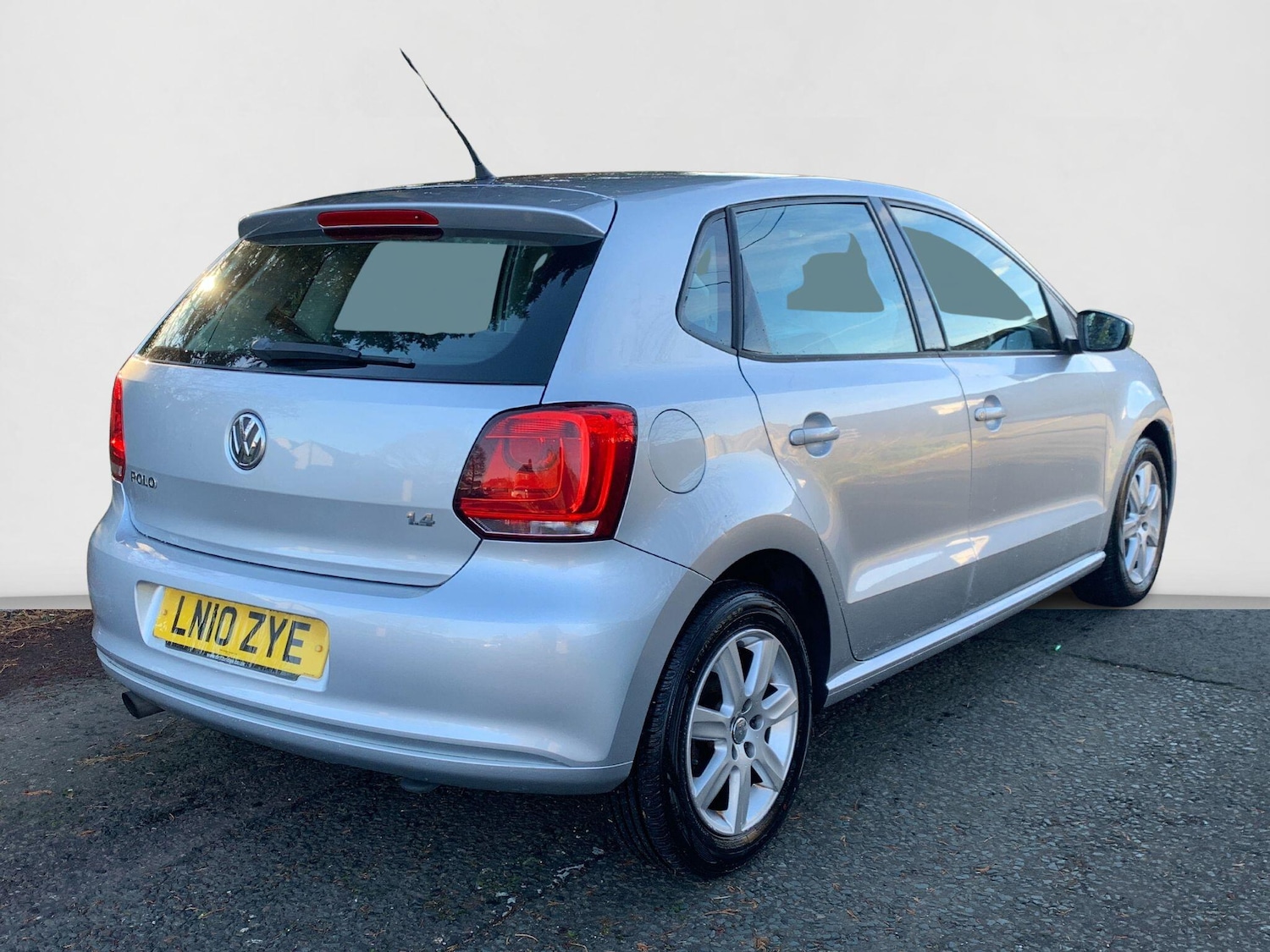 Used Volkswagen Polo 2010 for sale - 76214513: Photo 6