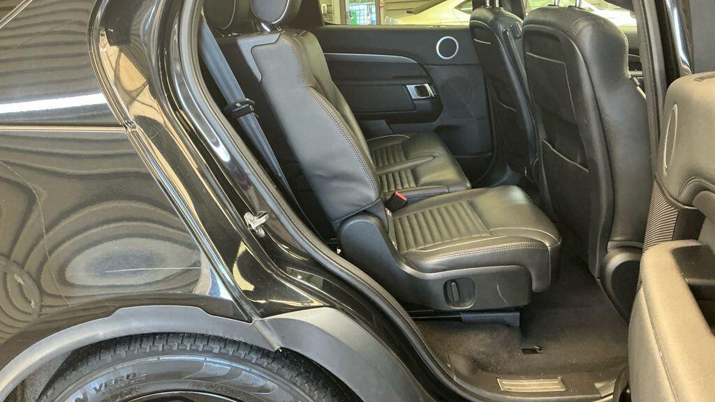 Used Land Rover Discovery 2018 for sale - 78047922: Photo 14