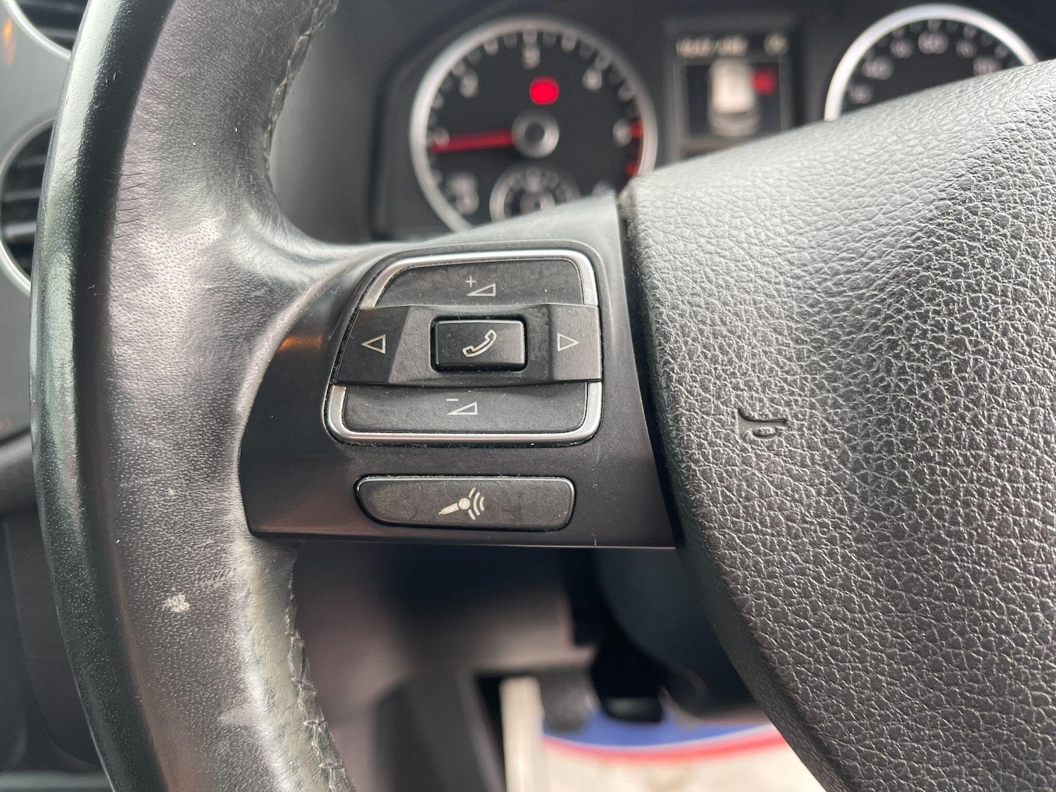 Used Volkswagen Tiguan 2015 for sale - 76002369: Photo 54