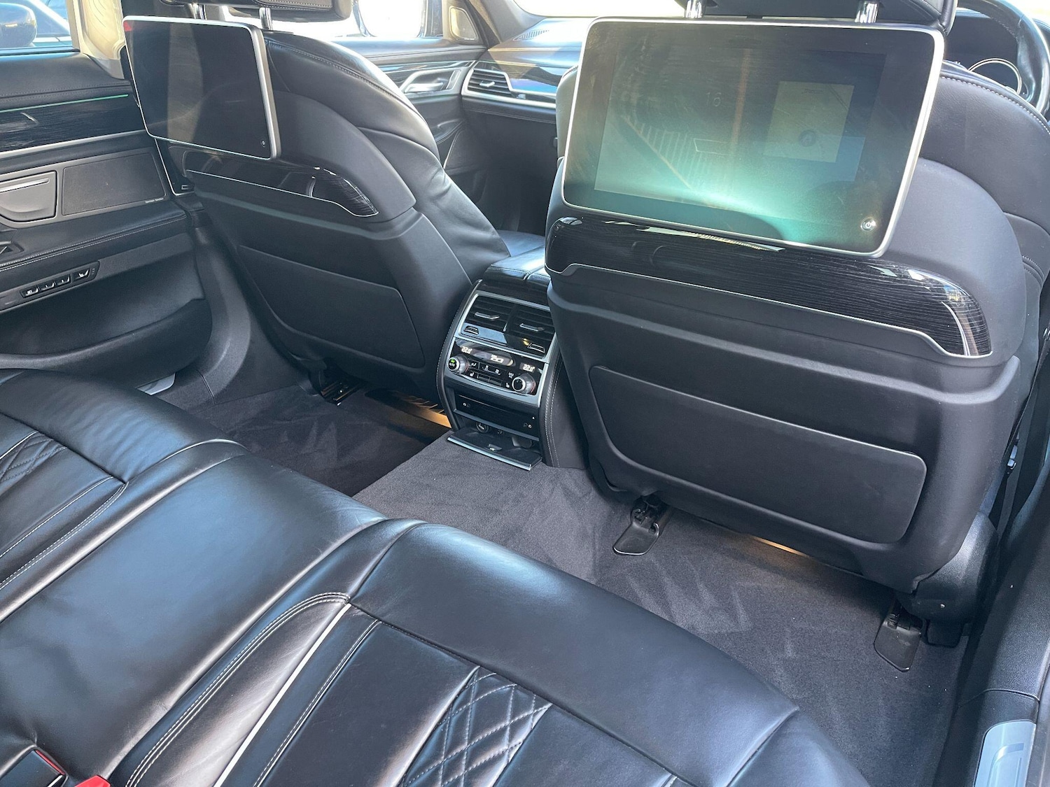 Used BMW 7 Series 2018 for sale - 77230143: Photo 14