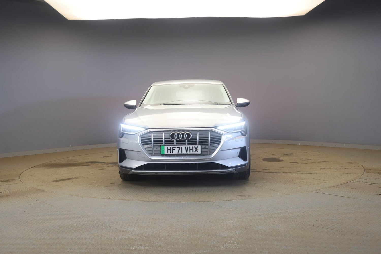 Used Audi e-tron 2021 for sale - 76409111: Photo 2