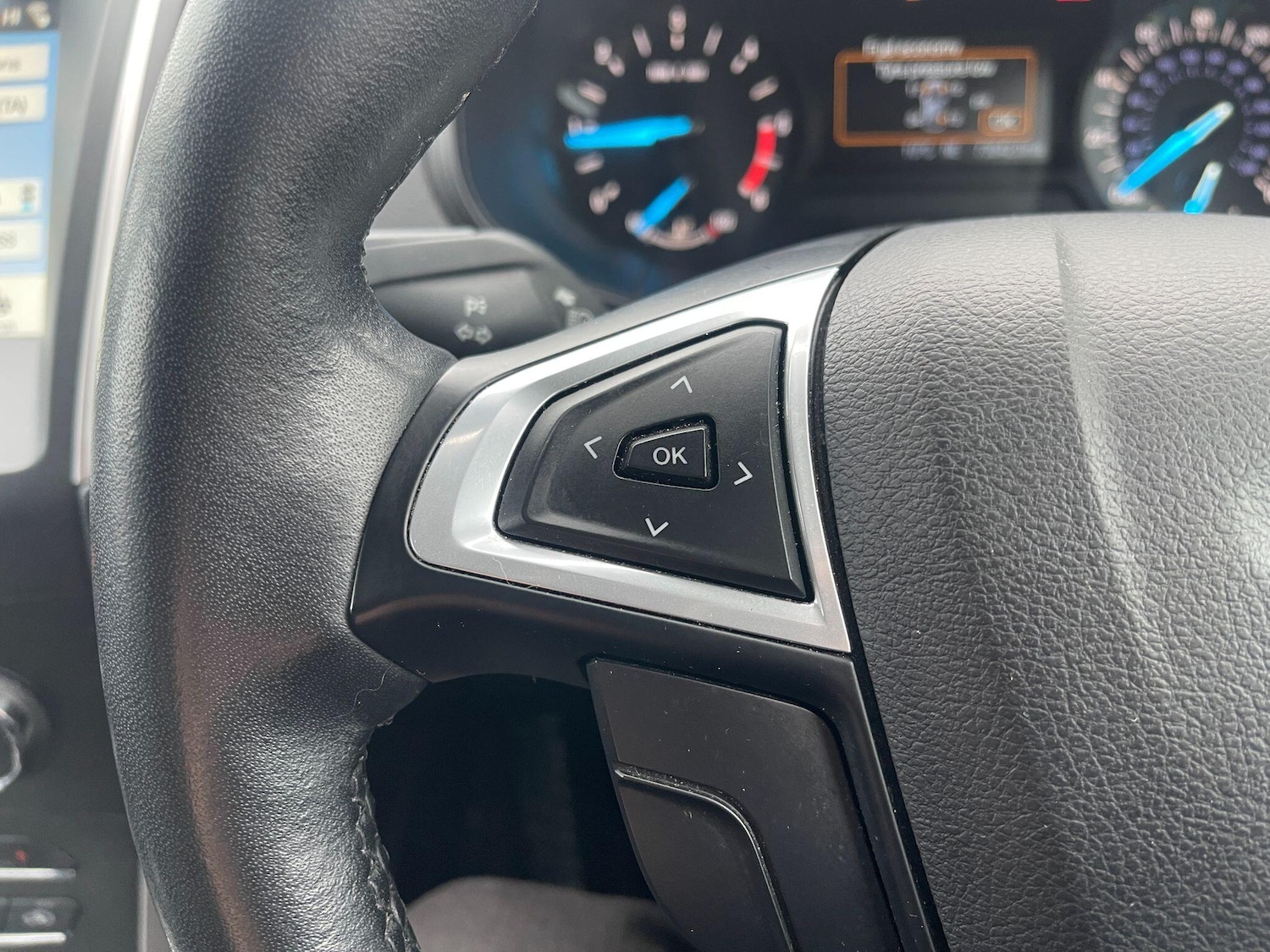 Used Ford Galaxy 2025 for sale - 76965524: Photo 40