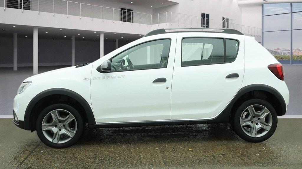 Used Dacia Sandero Stepway 2019 for sale - 77769207: Photo 9