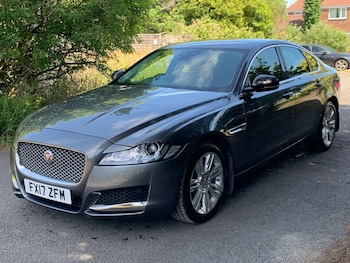Used Jaguar XF 2017 for sale - 78562103: Photo