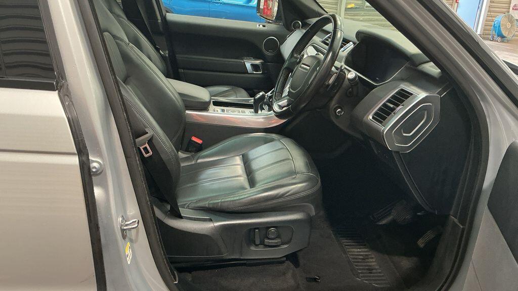 Used Land Rover Range Rover Sport 2018 for sale - 76381266: Photo 7