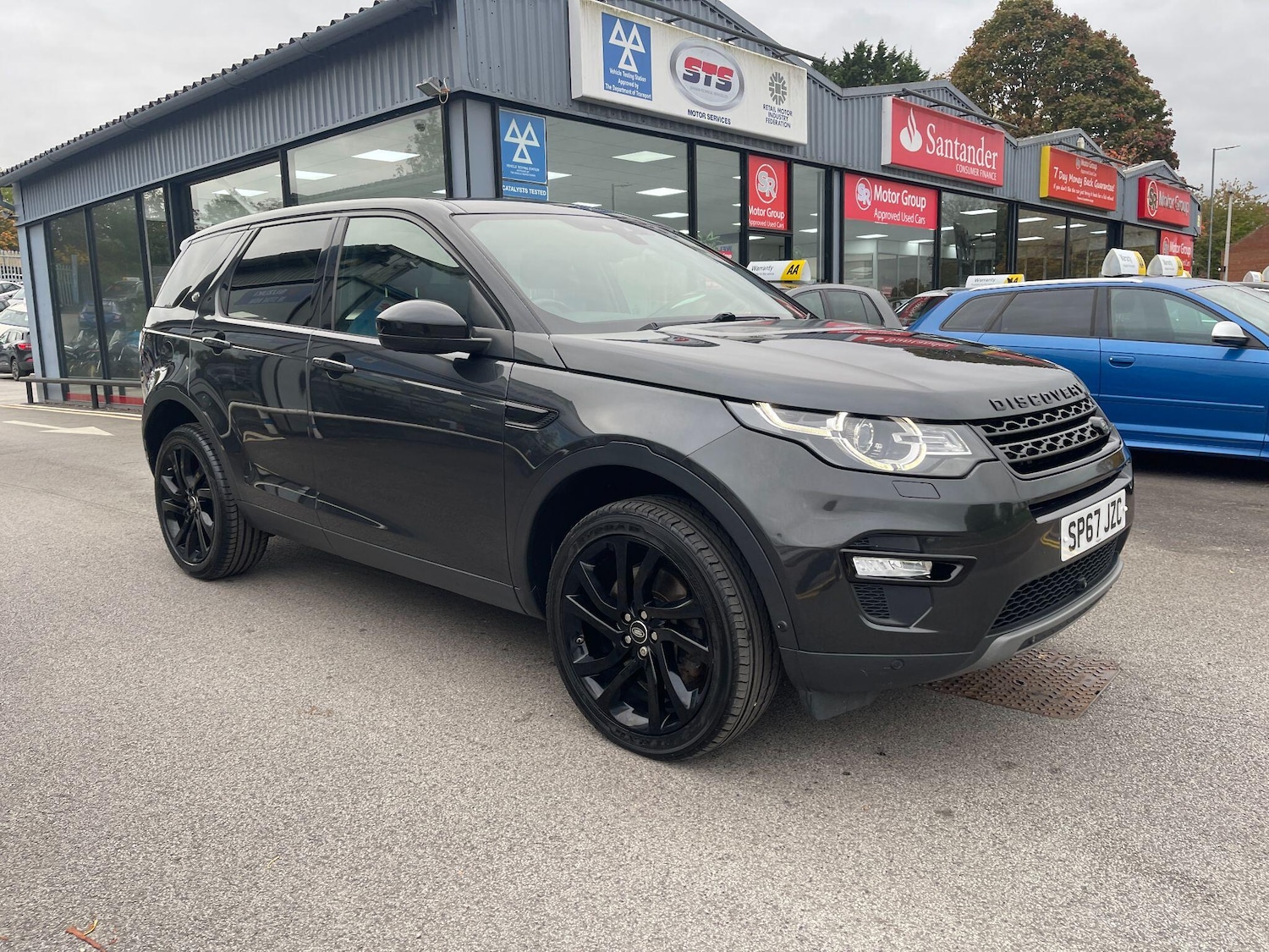 Used Land Rover Discovery Sport 2017 for sale - 76094860: Photo 11
