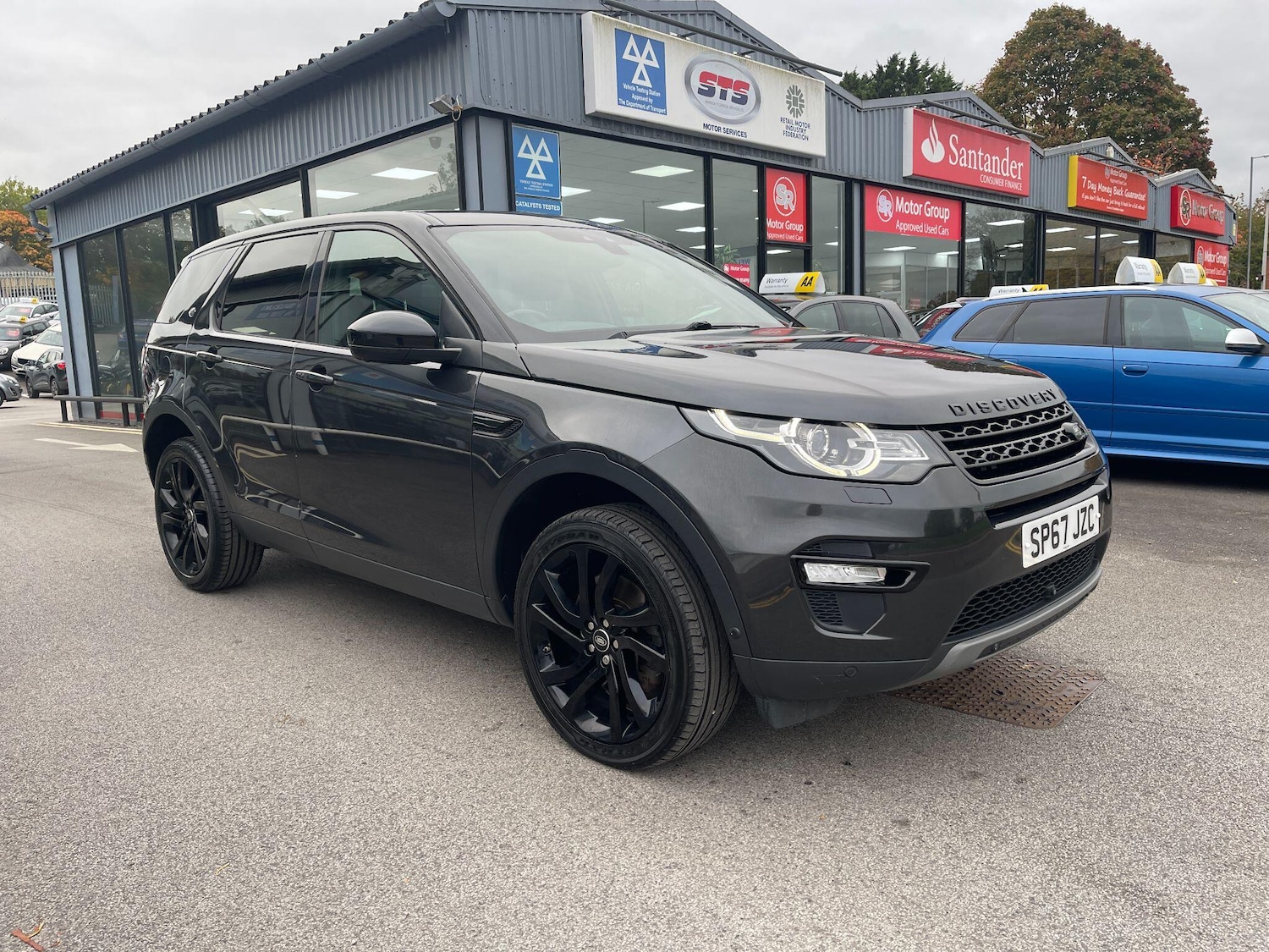 Used Land Rover Discovery Sport 2017 for sale - 76094860: Photo 12