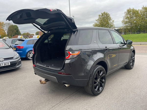 Used Land Rover Discovery Sport 2017 for sale - 76094860: Photo 33