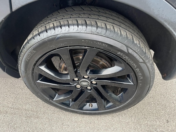 Used Land Rover Discovery Sport 2017 for sale - 76094860: Photo 64