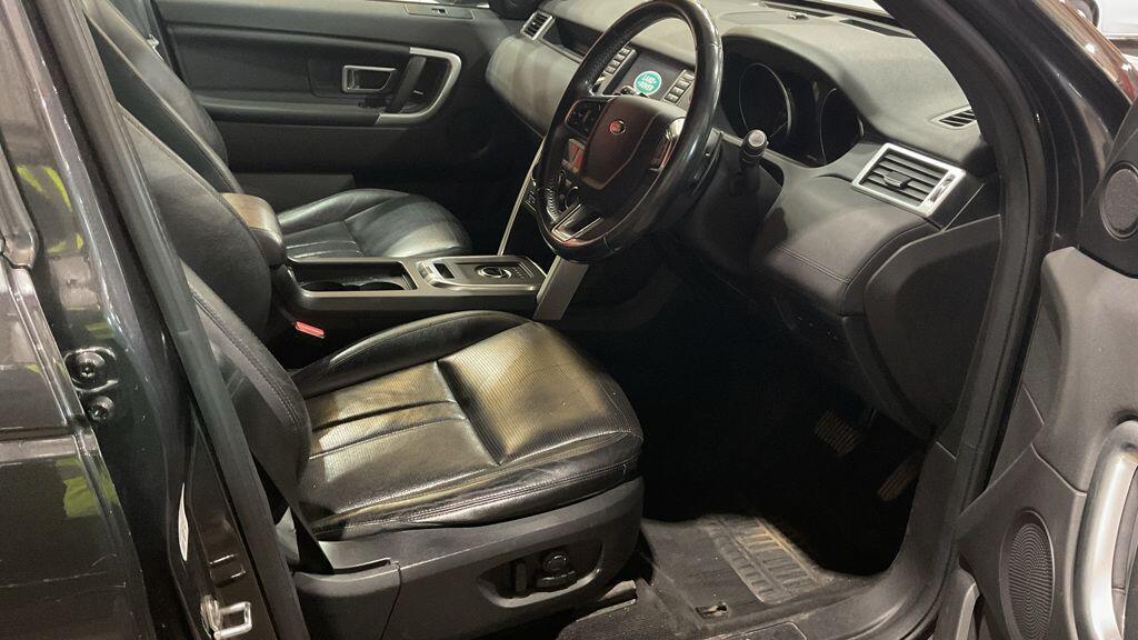 Used Land Rover Discovery Sport 2017 for sale - 76094860: Photo 7
