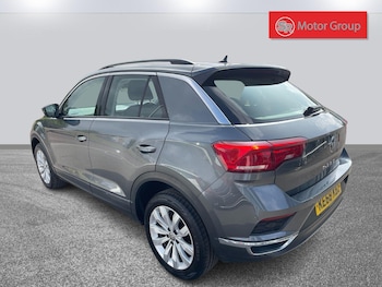Used Volkswagen T-Roc 2018 for sale - 75378249: Photo