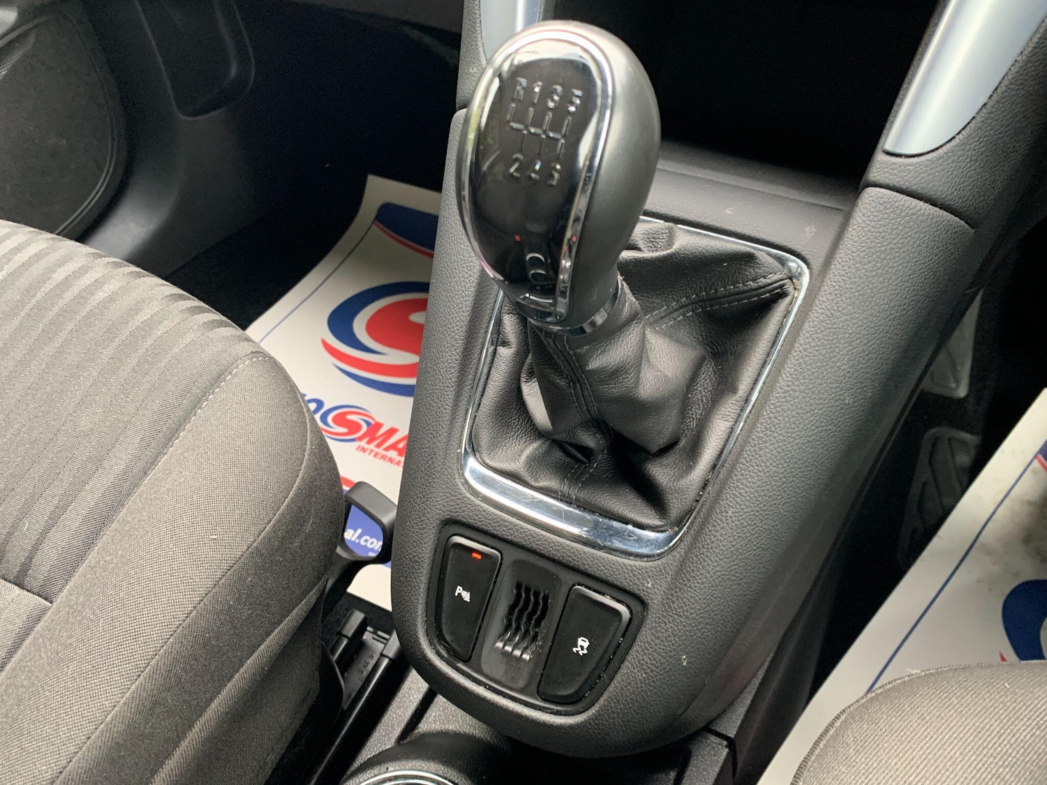 Used Vauxhall Zafira Tourer 2015 for sale - 76912887: Photo 24