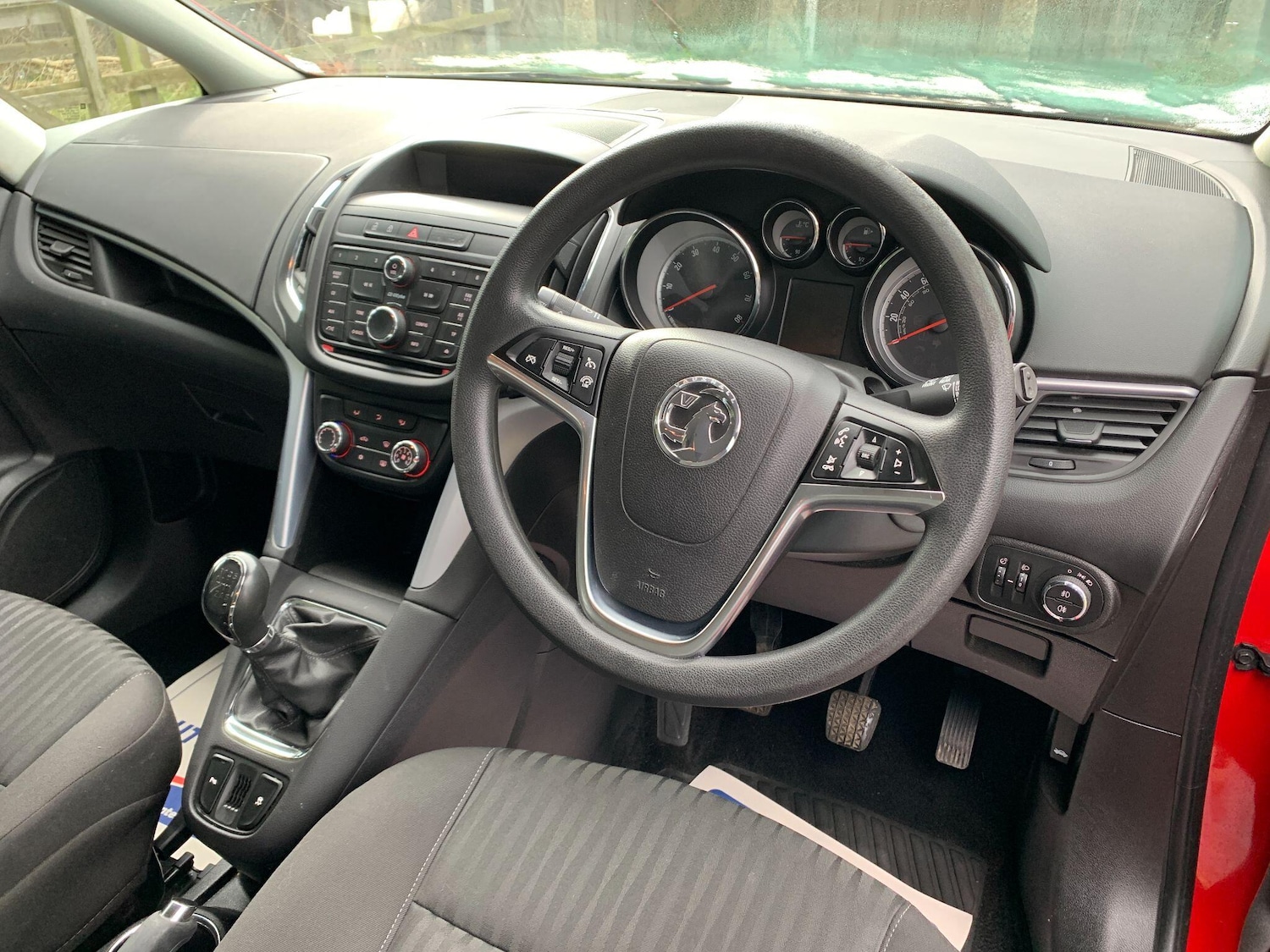 Used Vauxhall Zafira Tourer 2015 for sale - 76912887: Photo 7