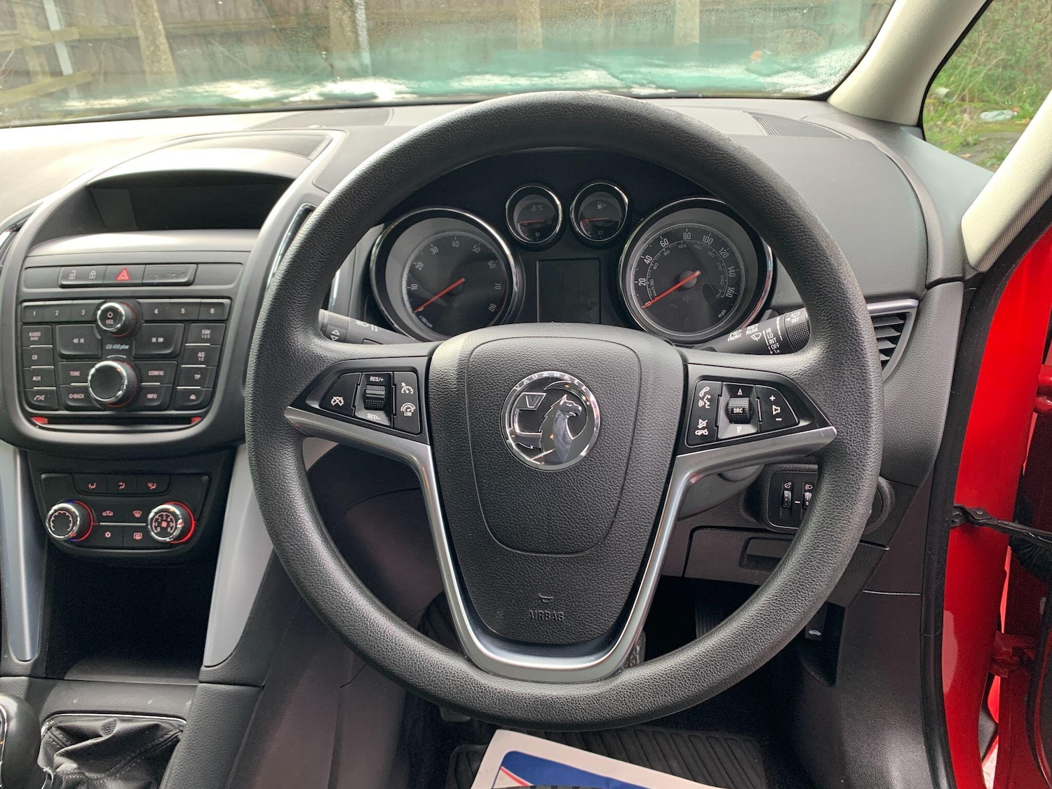 Used Vauxhall Zafira Tourer 2015 for sale - 76912887: Photo 8