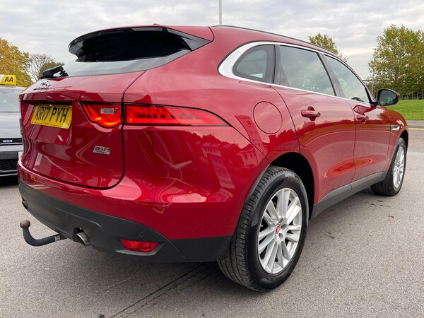 Used Jaguar F-Pace 2017 for sale - 76094541: Photo 32