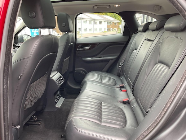 Used Jaguar F-Pace 2017 for sale - 76094541: Photo 41