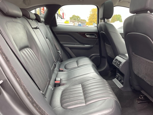 Used Jaguar F-Pace 2017 for sale - 76094541: Photo 43