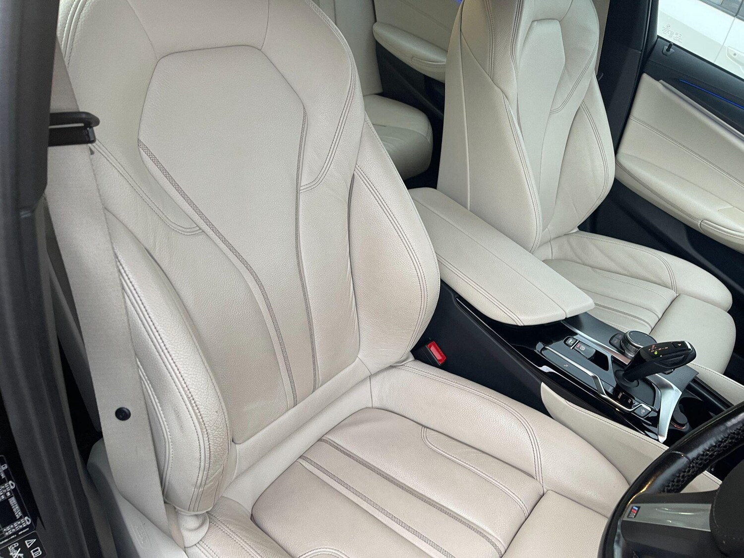 Used BMW 5 Series 2022 for sale - 77738019: Photo 40