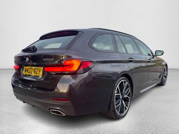 Used BMW 5 Series 2022 for sale - 77738019: Photo