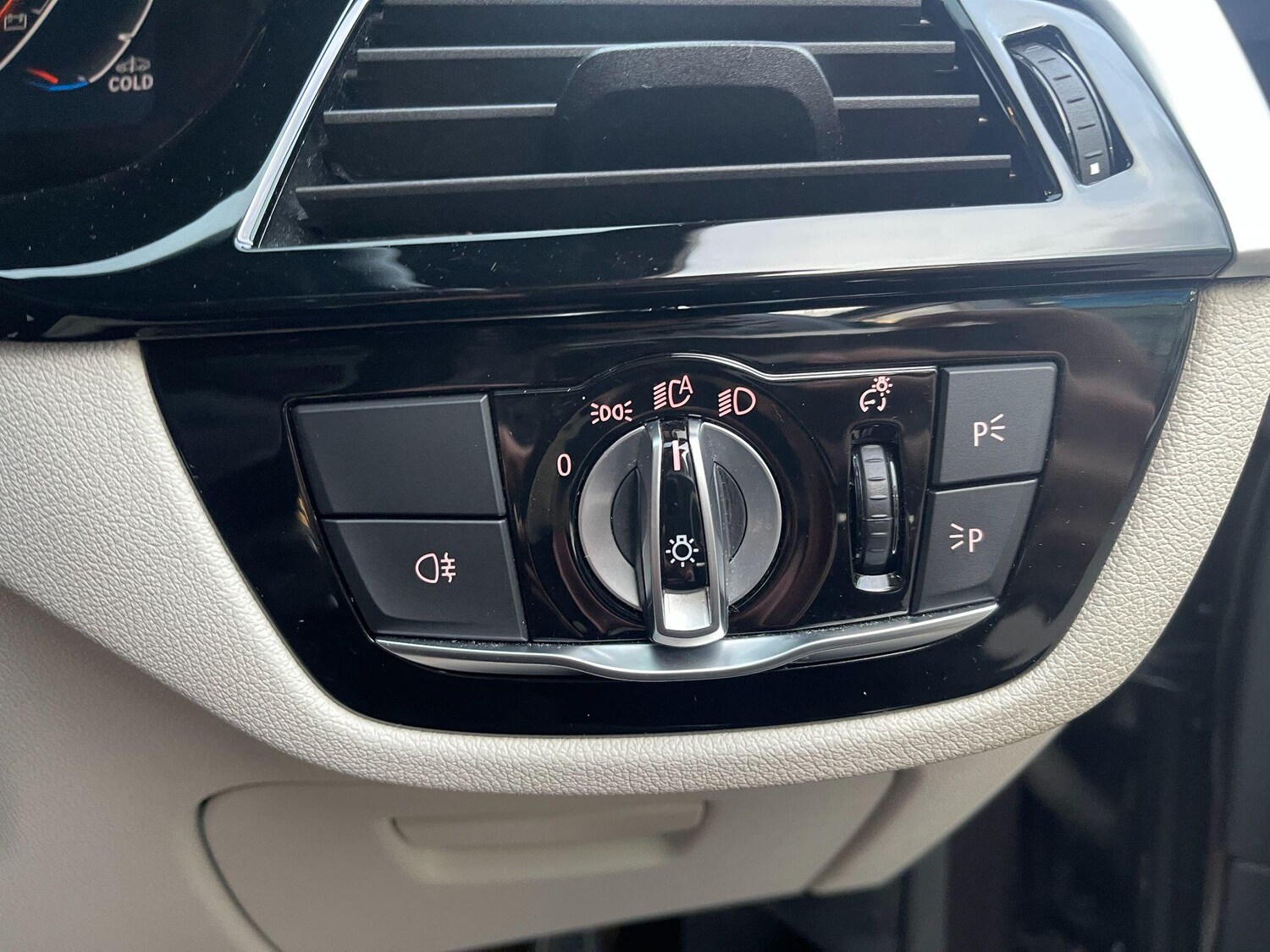 Used BMW 5 Series 2022 for sale - 77738019: Photo 51