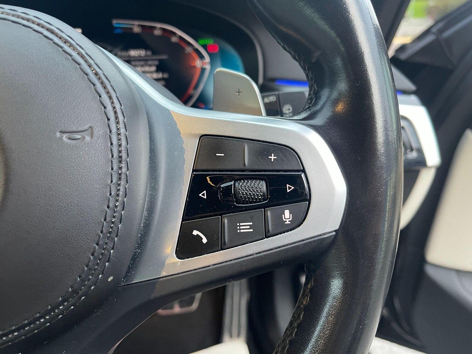 Used BMW 5 Series 2022 for sale - 77738019: Photo 52