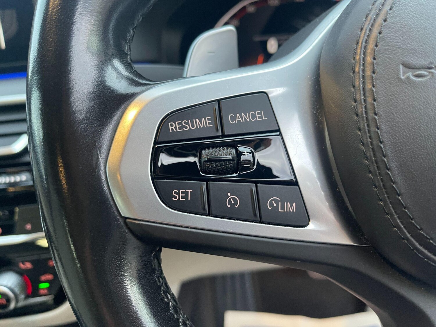 Used BMW 5 Series 2022 for sale - 77738019: Photo 53