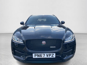 Used Jaguar F-Pace 2017 for sale - 76094300: Photo 2