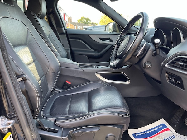 Used Jaguar F-Pace 2017 for sale - 76094300: Photo 38