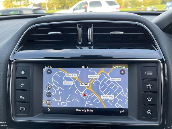 Used Jaguar F-Pace 2017 for sale - 76094300: Photo 52