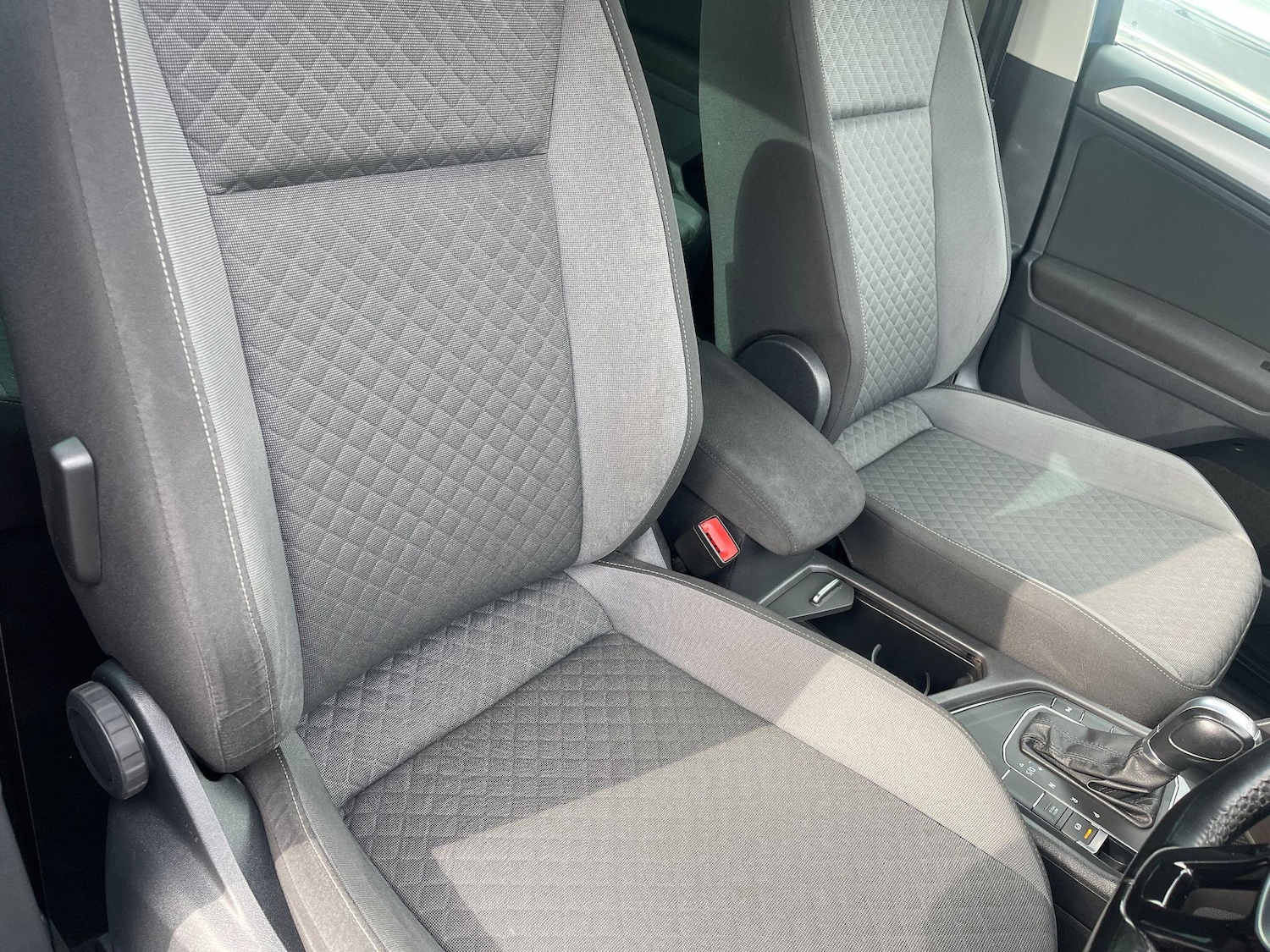 Used Volkswagen Tiguan 2017 for sale - 76179899: Photo 36