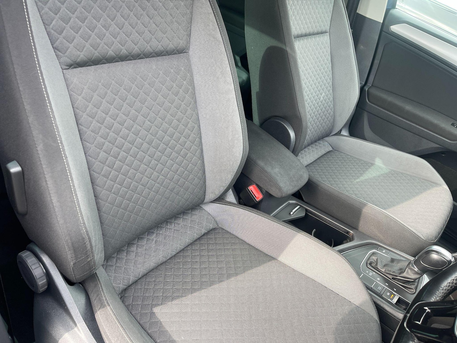 Used Volkswagen Tiguan 2017 for sale - 76179899: Photo 37