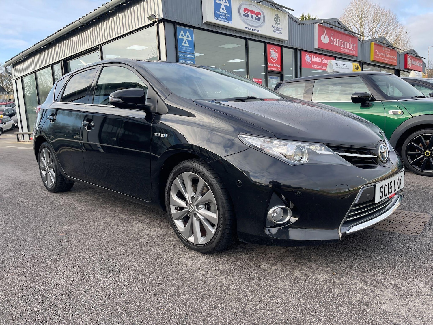 Used Toyota Auris 2015 for sale - 77305242: Photo 2