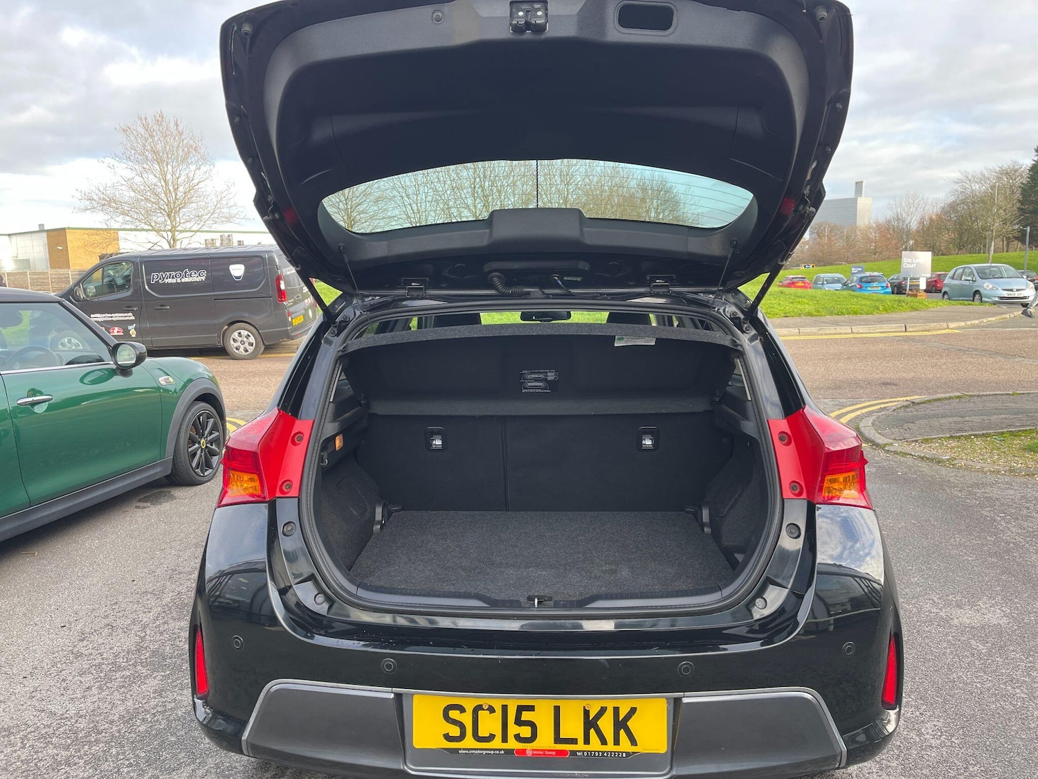 Used Toyota Auris 2015 for sale - 77305242: Photo 34