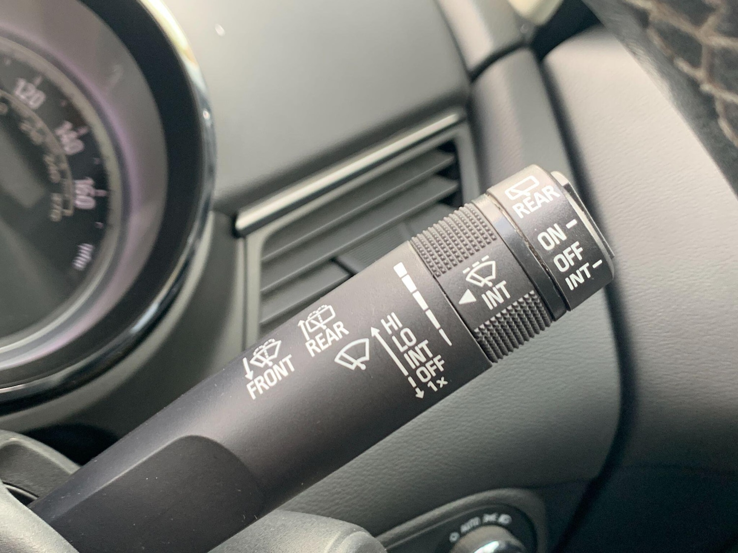 Used Vauxhall Zafira 2016 for sale - 77892590: Photo 28