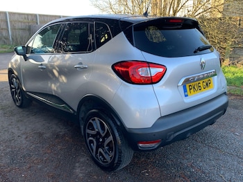 Used Renault Captur 2016 for sale - 76727434: Photo