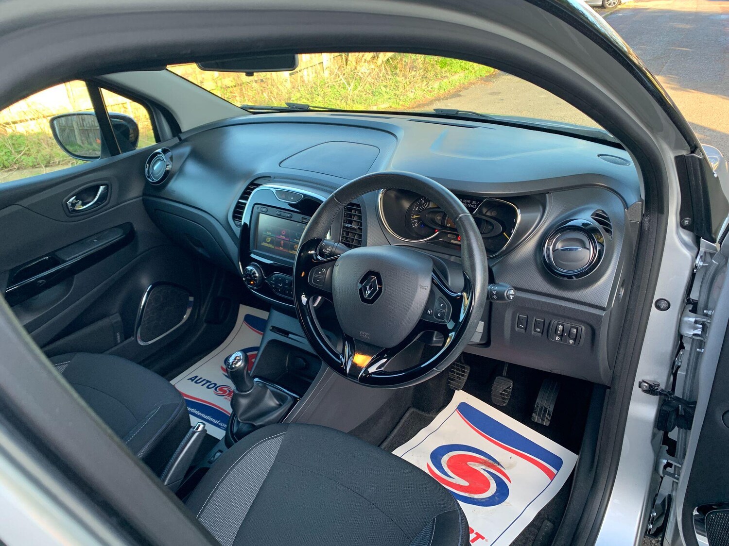 Used Renault Captur 2016 for sale - 76727434: Photo 8