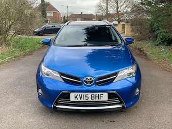 Used Toyota Auris 2015 for sale - 77523571: Photo