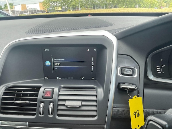 Used Volvo XC60 2014 for sale - 75657893: Photo 34