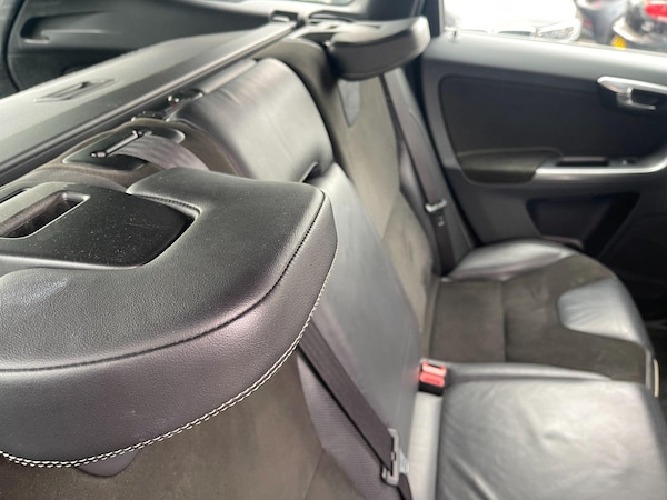 Used Volvo XC60 2014 for sale - 75657893: Photo 38