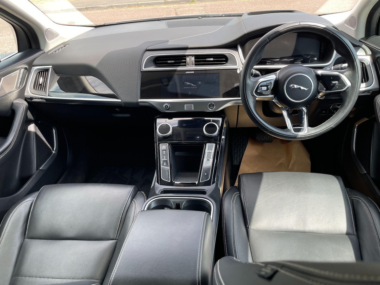 Vehicle 28