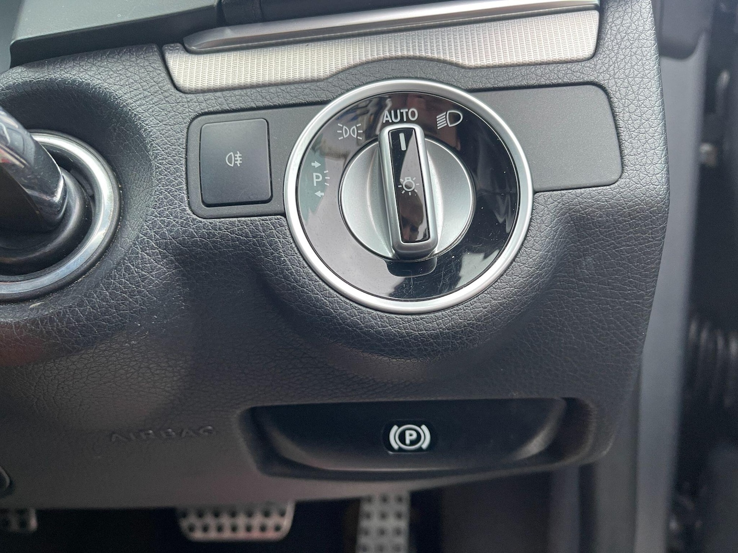 Used Mercedes-Benz E Class 2015 for sale - 76398375: Photo 18