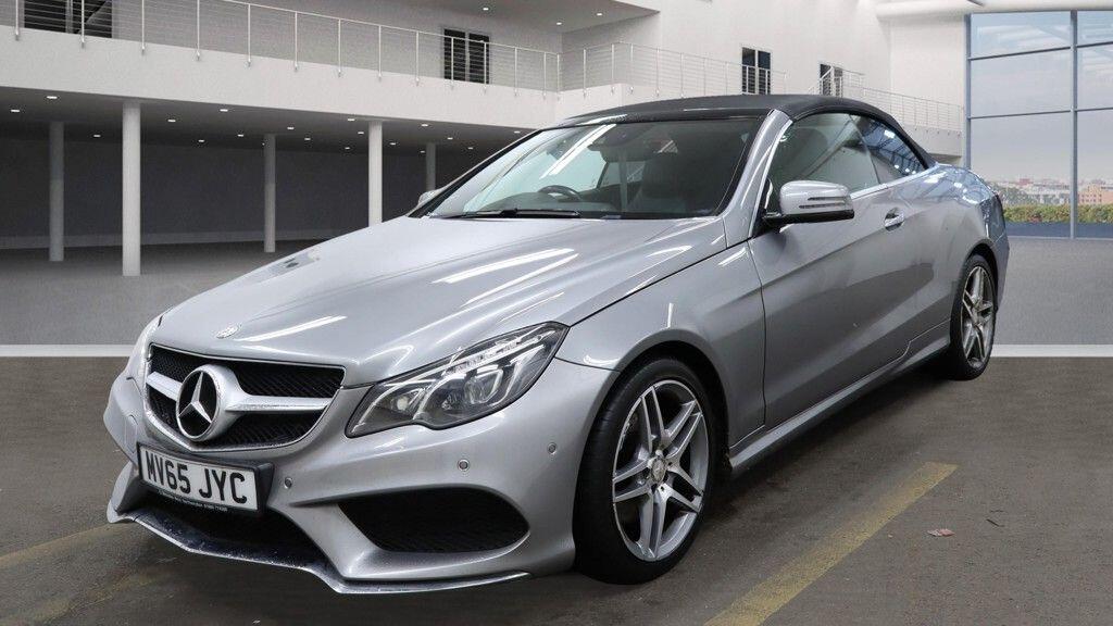 Used Mercedes-Benz E Class 2015 for sale - 76398375: Photo 2